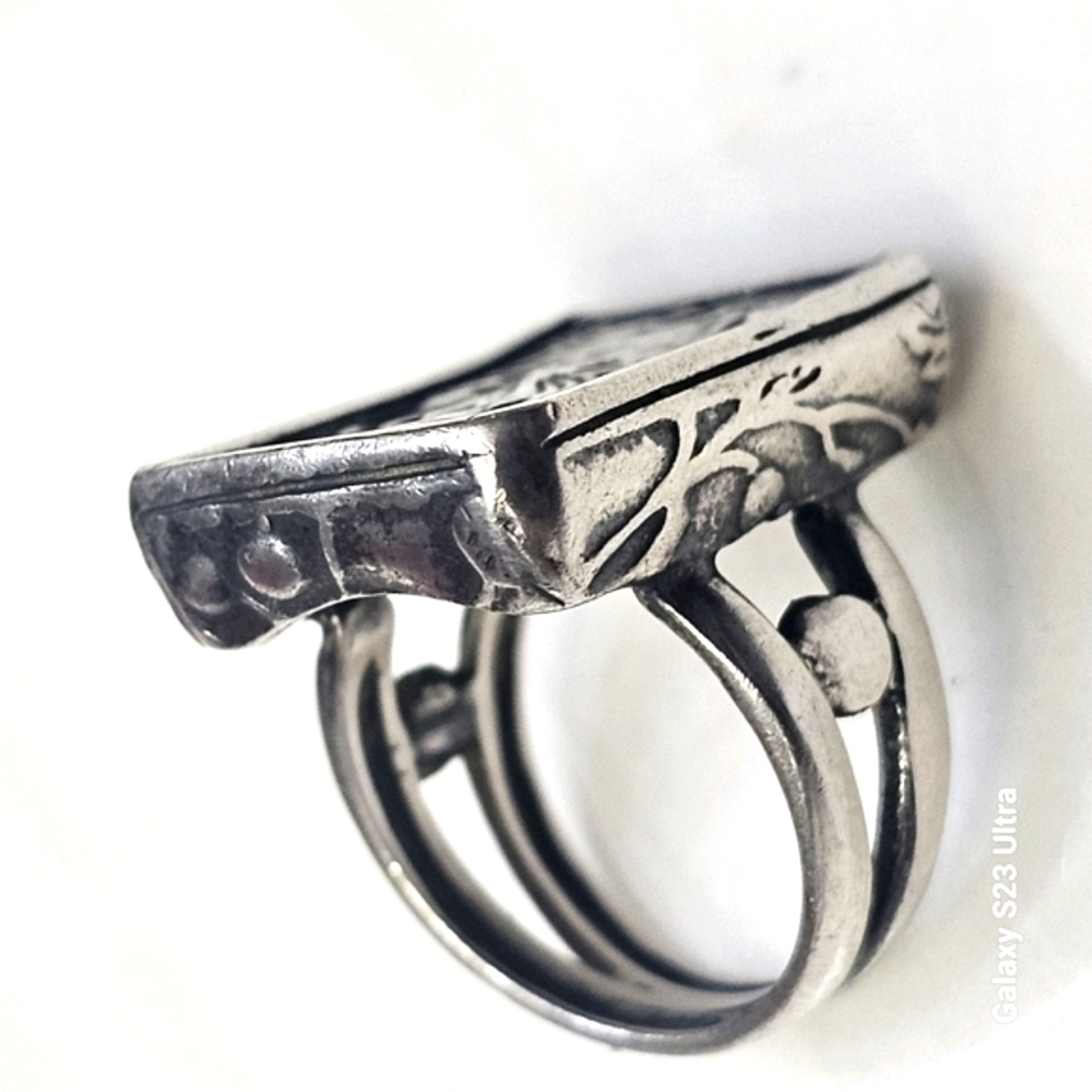 Silpada Leaf Motif Ring HTF Size 5